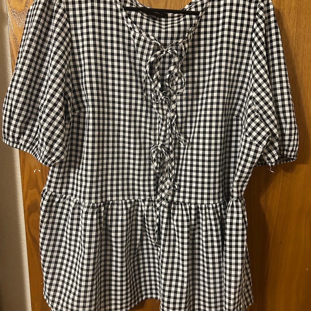 Black & White Gingham Bow Peplum Blouse